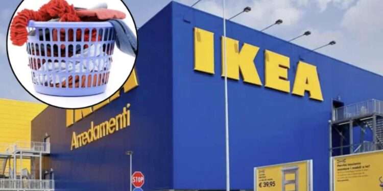 Fortunatamente, tra le soluzioni low cost e funzionali disponibili, spicca un prodotto di Ikea che sta rivoluzionando la gestione della biancheria