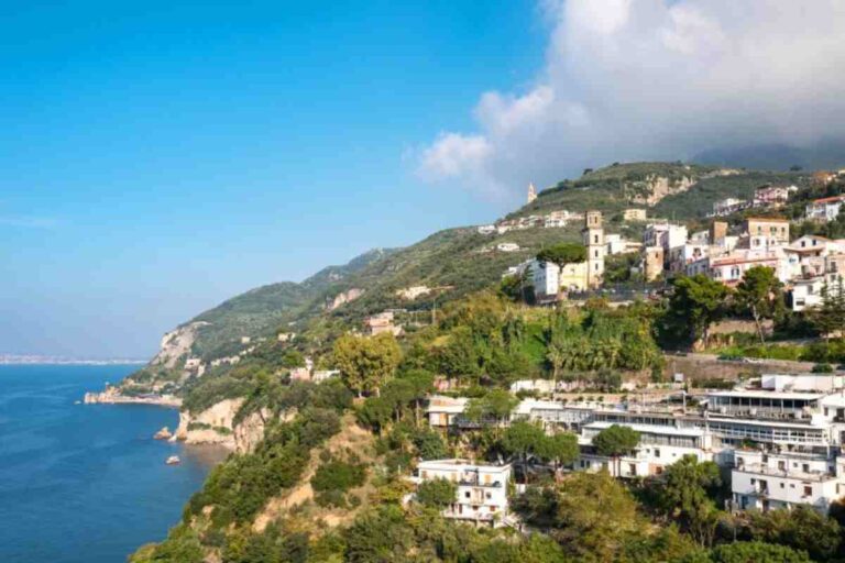 Borgo vicino Napoli