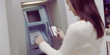 Allarme Poste, chiudono gli sportelli bancomat