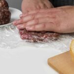 non mangiare la carne sottovuoto se ha questo odore