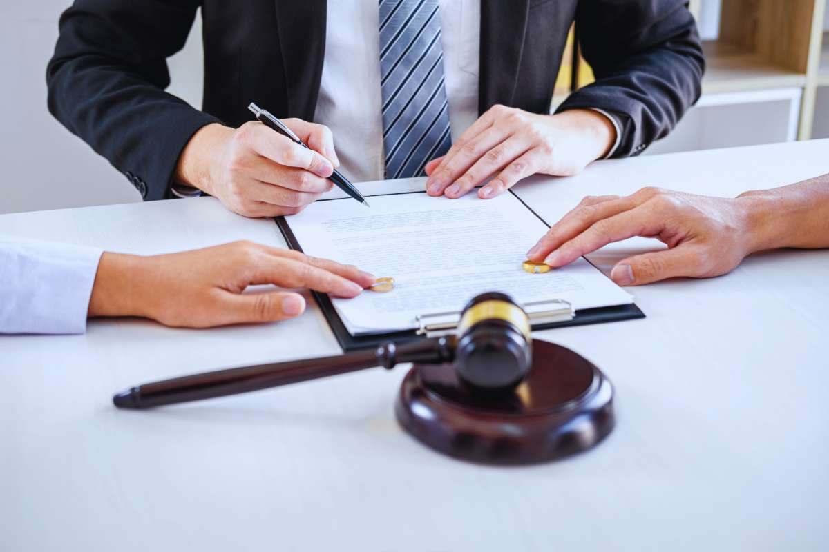 Cosa rischio se svuoto il conto corrente prima della separazione