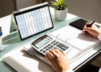 Controlli a tappeto sulle Partite Iva, cosa cerca il Fisco: chi non ha pagato questa tassa rischia grosso