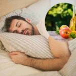 metti un bicchere di aceto vicino al letto: ecco cosa succede
