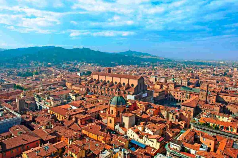via emilia caccia al tesoro tra borghi e meravigilie