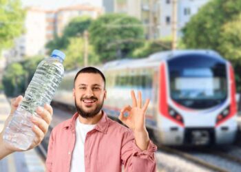 pagare mezzi pubblici con bottiglie plastica