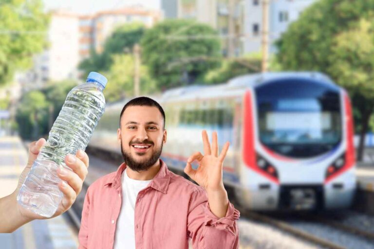 pagare mezzi pubblici con bottiglie plastica