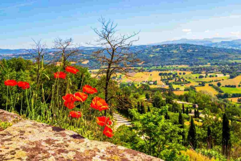 Il borgo tra le nuvole vicino Roma che ti farà credere nelle favole, i dettagli