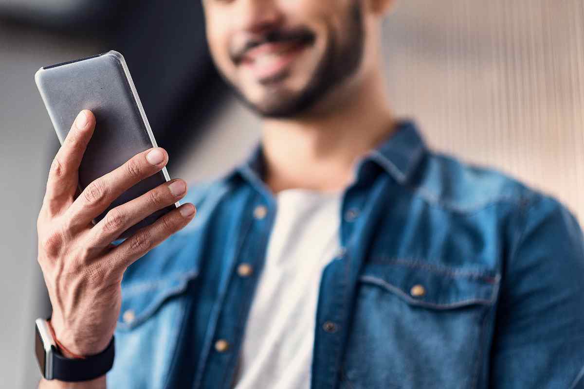 tutti lo cercano, pochi sanno dove trovarlo: l’accessorio per smartphone top, i dettagli