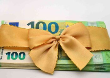 2.000 euro d'affitto