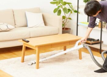 trucco del disco di cotone nell'aspirapolvere