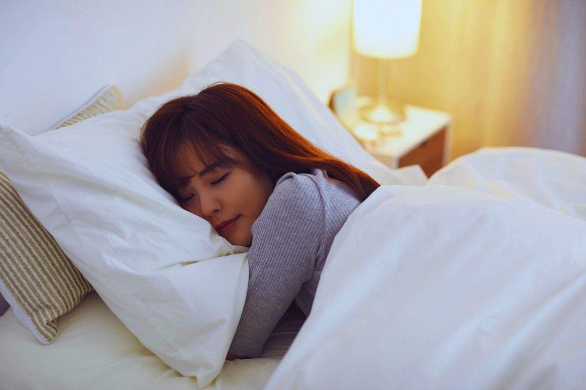 perché è errato dormire conl la luce accesa