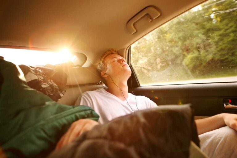Non appisolarti in auto!