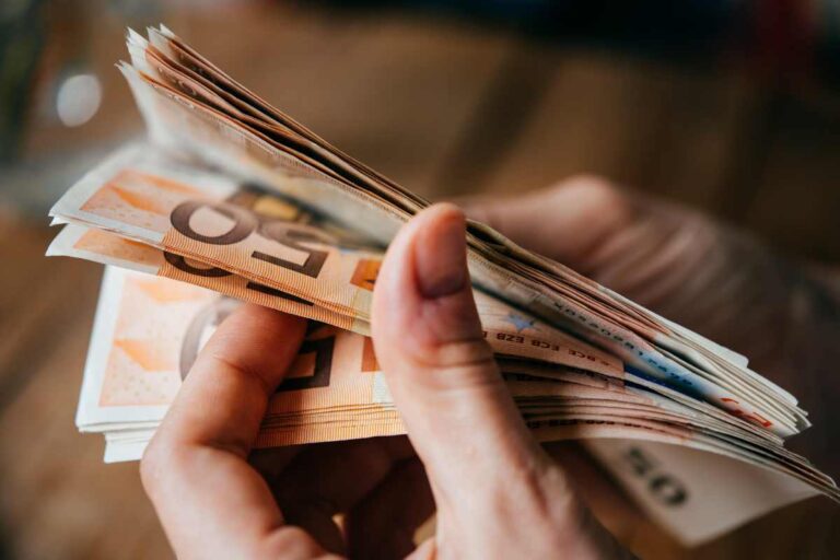 Arriva il Reddito di Base, ma solo in questa regione