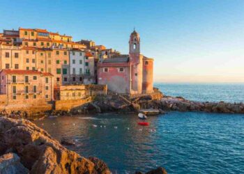 Il borgo sul mare che batte le mete turistiche più famose, tutti i dettagli