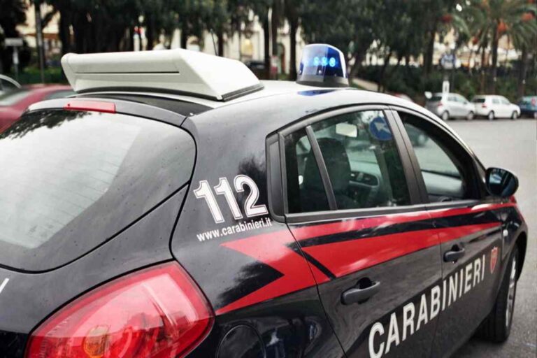 Ragazza 23enne denuncia violenza sessuale a Roma