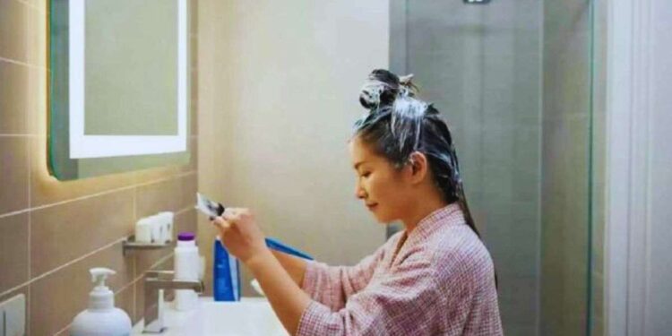 tinte ai capelli: come evitare i danni