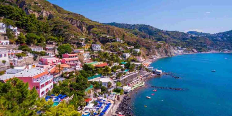spiaggia moronti a ischia