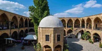 Una perla nascosta del sud Italia, la "città delle 100 chiese" è un gioiello