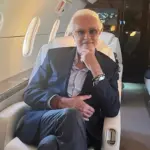 Flavio Briatore sul suo jet privato