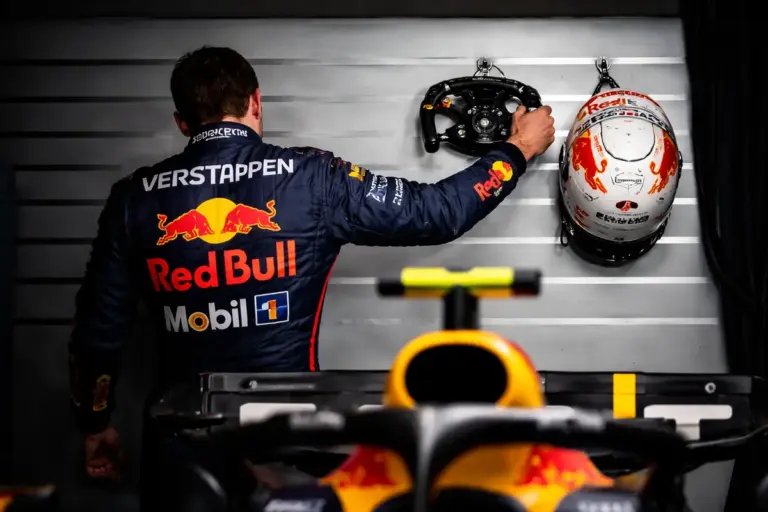 Verstappen si può liberare dalla Red Bull