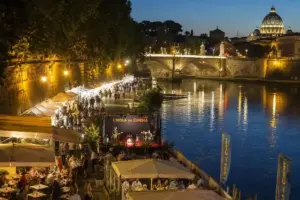 Lungo il Tevere Roma, al via la 24ª edizione: date, programma e novità di Un Fiume di Cultura
