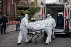 Sospetto caso di Ebola a Cagliari, paziente isolato: attesi in serata i test dello Spallanzani