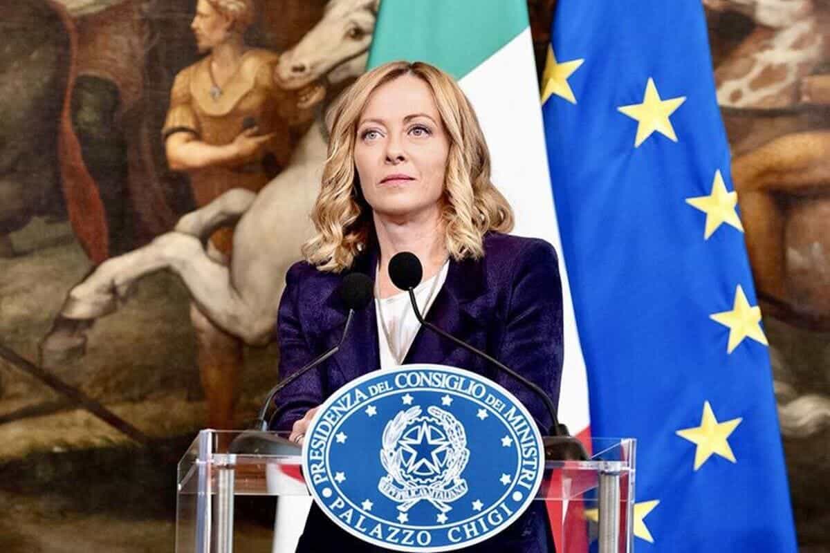 Giorgia Meloni in occasione istituzionale