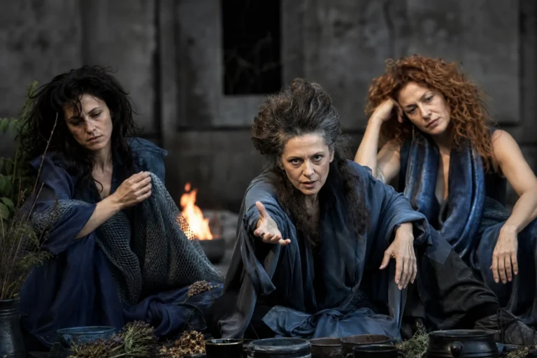 Witch Is, la Compagnia Landi-Mignemi-Paris al Torlonia: le streghe tornano in scena